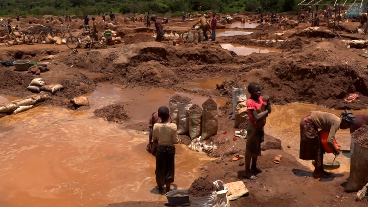 Congolese children dig for cobalt in mines. (Credit: Screenshot - Sky News/YouTube)
