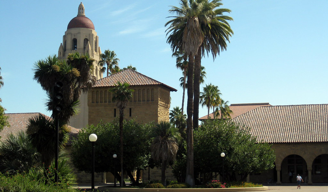 "California: Stanford University - Main Quad and Hoover Tower" by wallyg is licensed under CC BY-NC-ND 2.0.