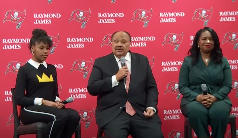 Martin Luther King III, Arndrea Waters King, and Yolanda Renee King, three members of the family of the Rev. Martin Luther King Jr., were recognized as honorary Buccaneers team captains when Tampa Bay hosts the Philadelphia Eagles in an NFC wild-card matchup Monday, Jan. 15, 2024. (Source: Screenshot - 10 Tampa Bay)