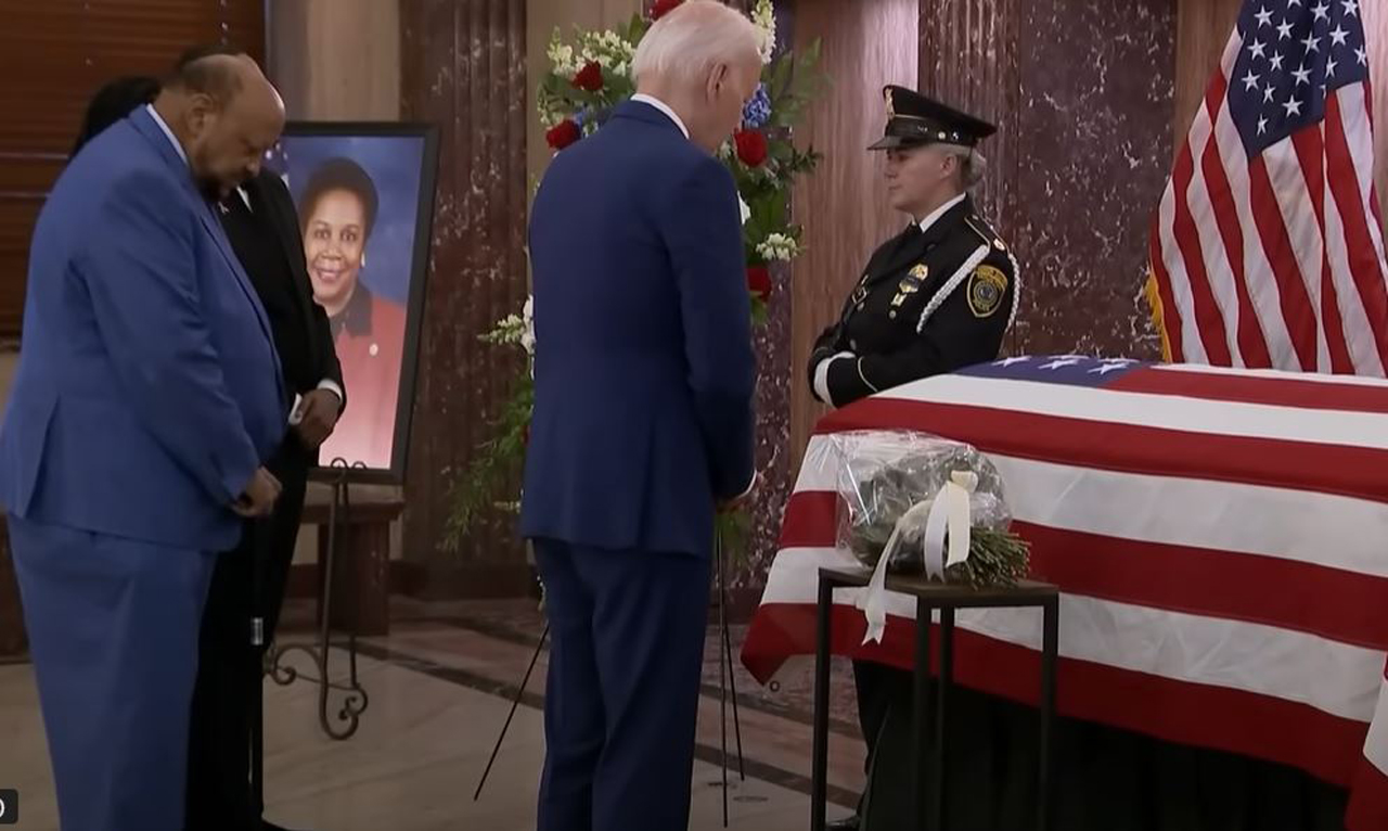 Late Congresswoman Sheila Jackson Lee lies in state as President Joe Biden pays respects to Jackson Lee on Monday, July 29, 2024. (Source: Screenshot - ABC News)